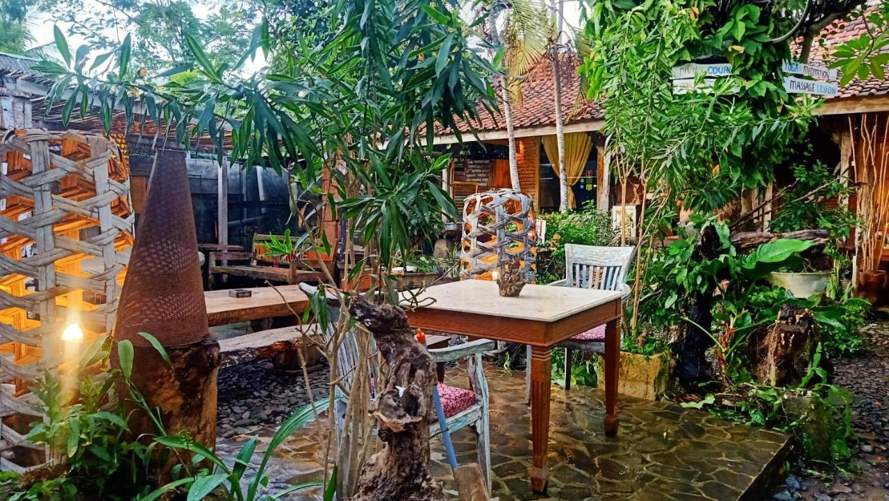 Santhiku Hotel & Spa Lovina  Ngoại thất bức ảnh