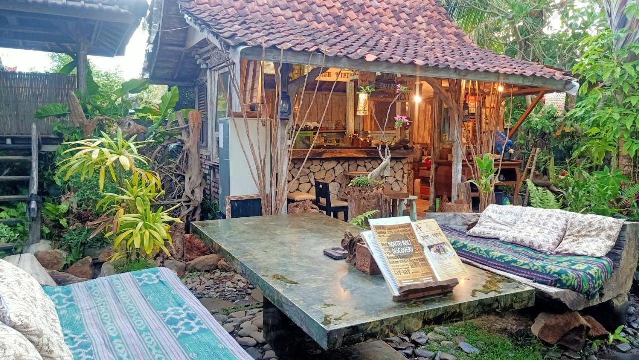 Santhiku Hotel & Spa Lovina  Ngoại thất bức ảnh