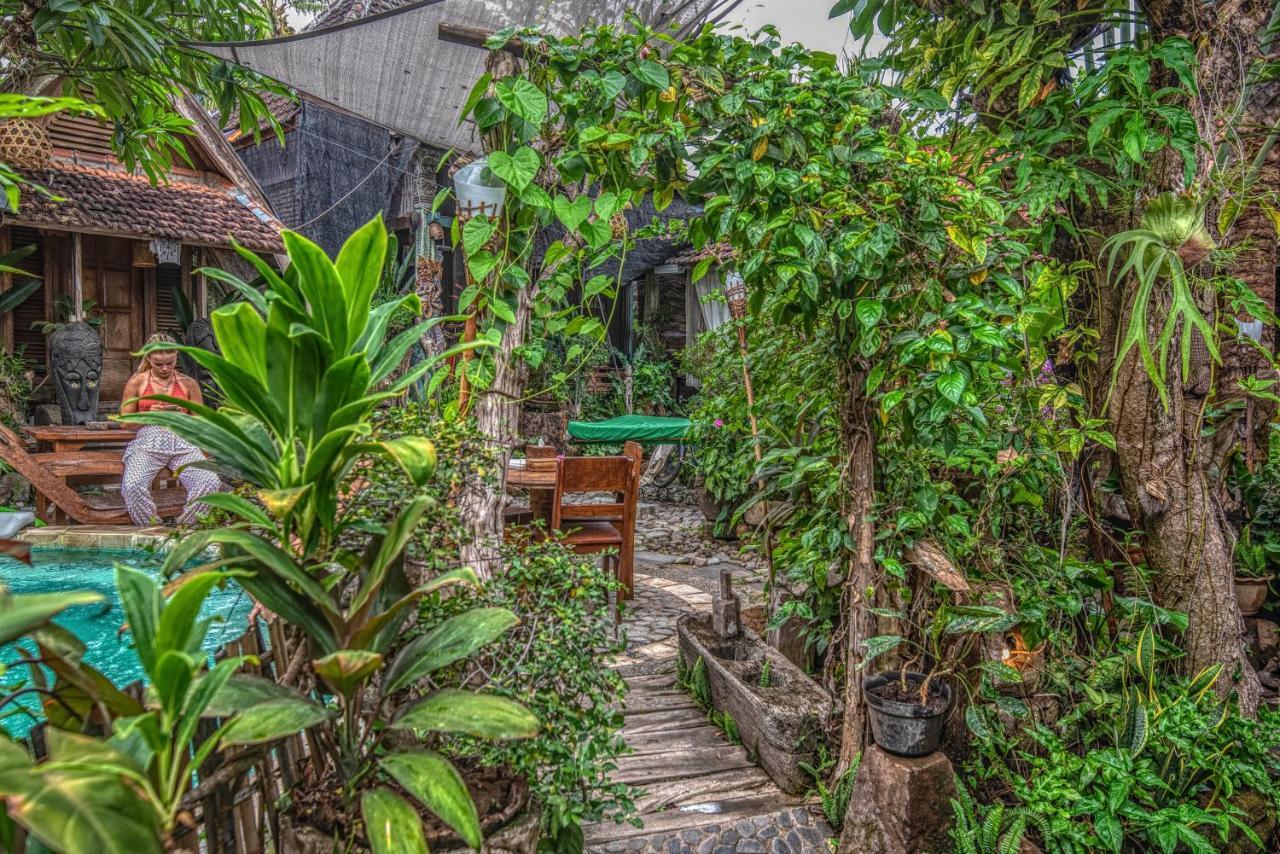 Santhiku Hotel & Spa Lovina  Ngoại thất bức ảnh